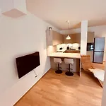 Moderne Ulmer Neubauwohnung *