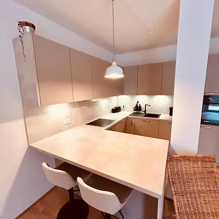 Moderne Ulmer Neubauwohnung Appartamento *